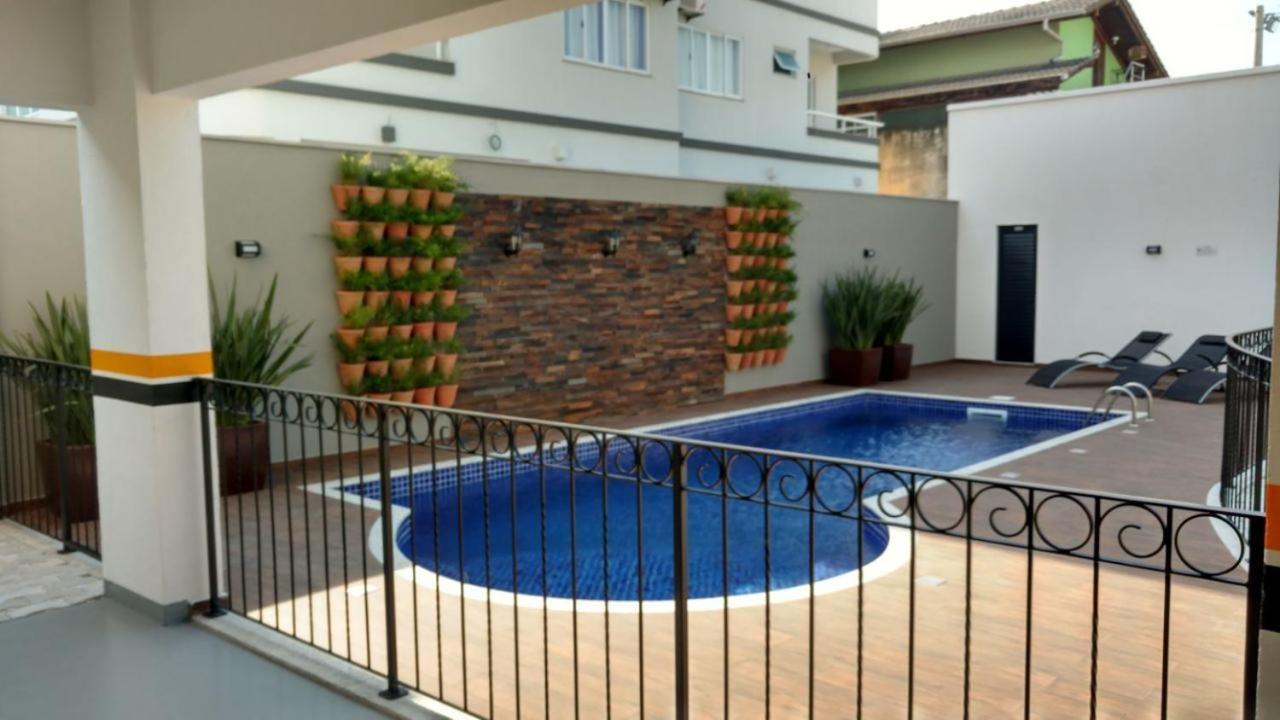 Var-101A Dpto Amplio En Condominio Cerrado Con Piscina ボンビーニャス エクステリア 写真